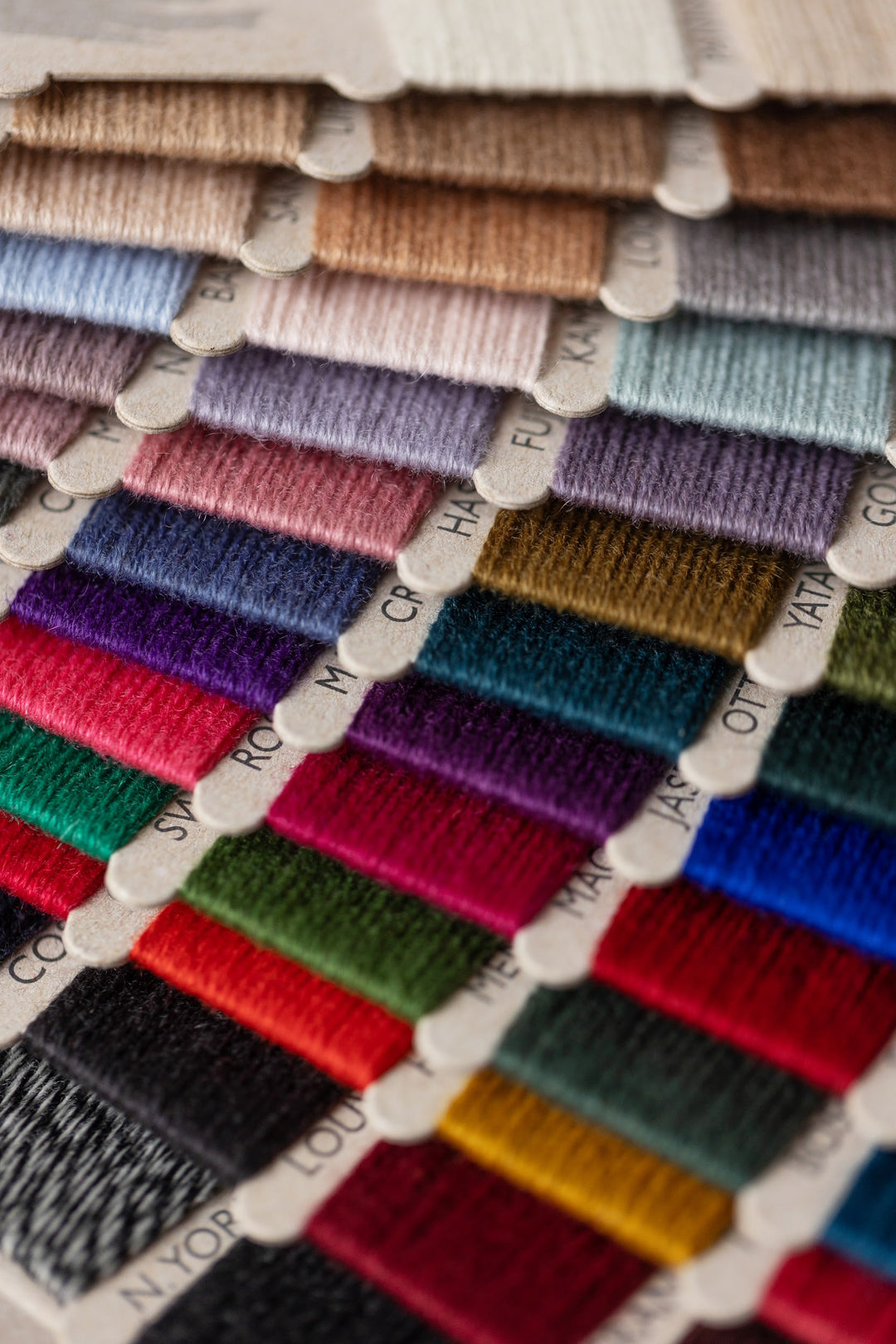 Cardiff Cashmere Classic Slim Small DK Large Shade Card