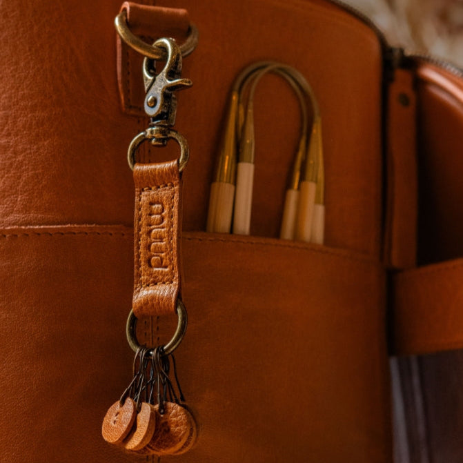 MUUD Feliz numbered leather stitch markers