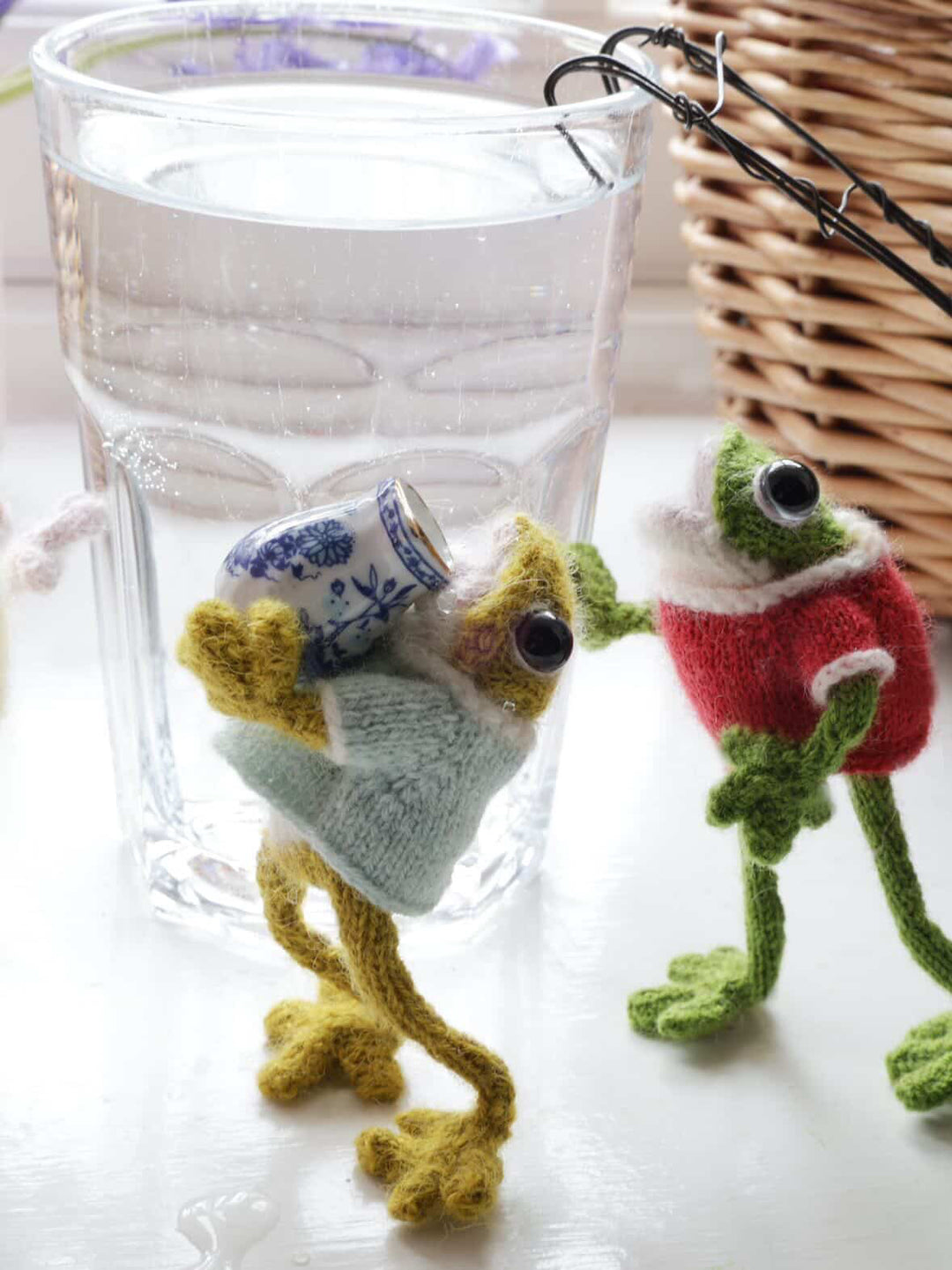 Froglet / Toadlet Knitting Kit
