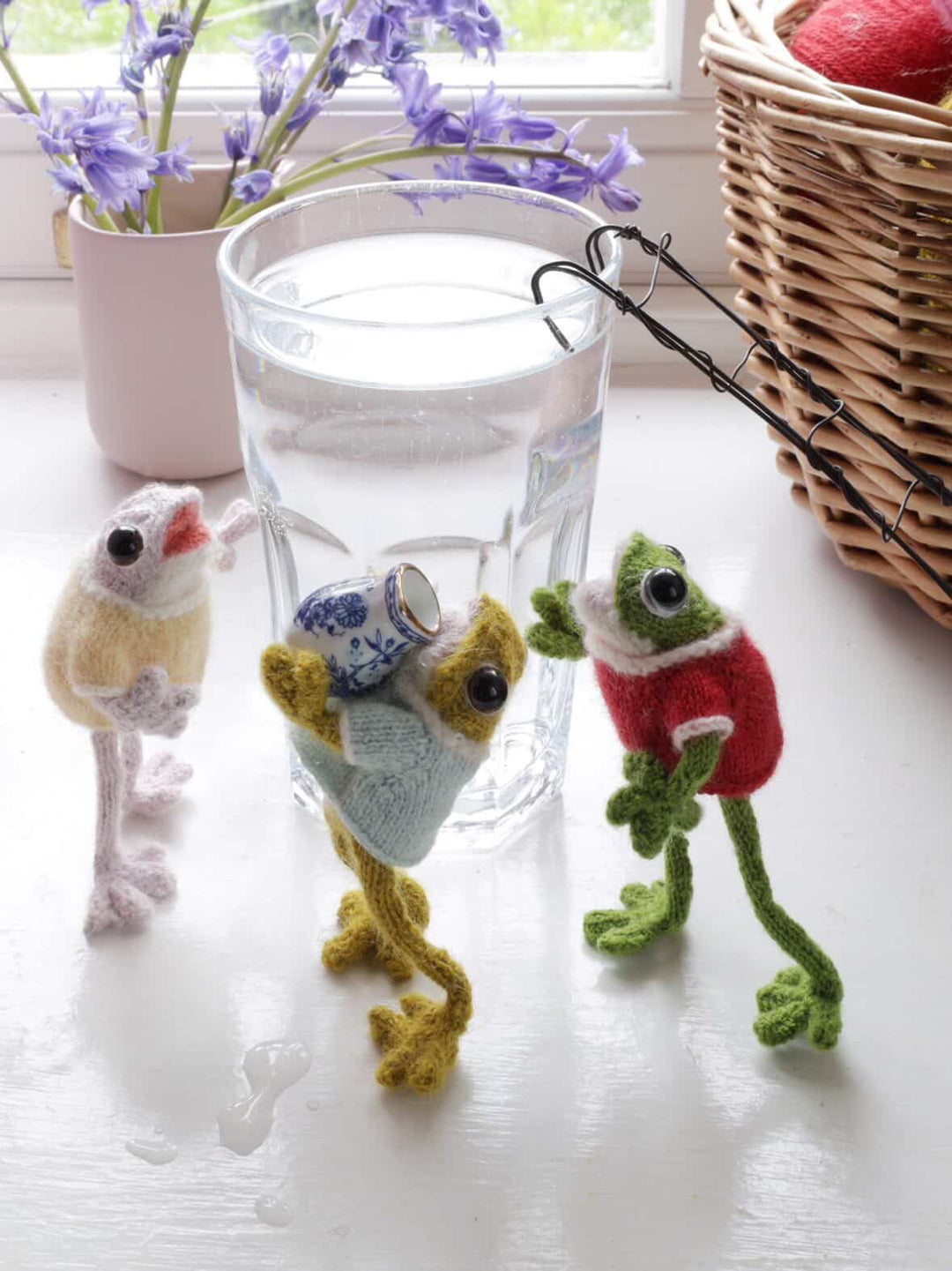 Froglet / Toadlet Knitting Kit