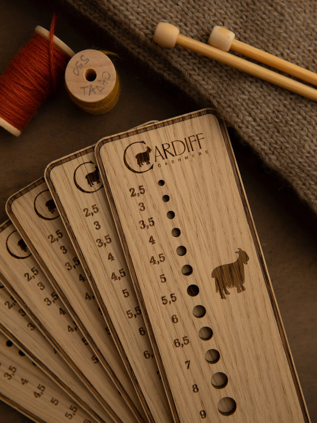 Cardiff Cashmere Needle Gauge Ruler
