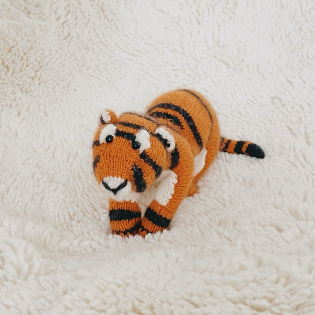 KNITTED AND READY Cashmere Tigger Tiger