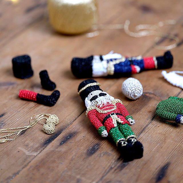 Krea Deluxe Glittery Nutcracker Crochet Kit