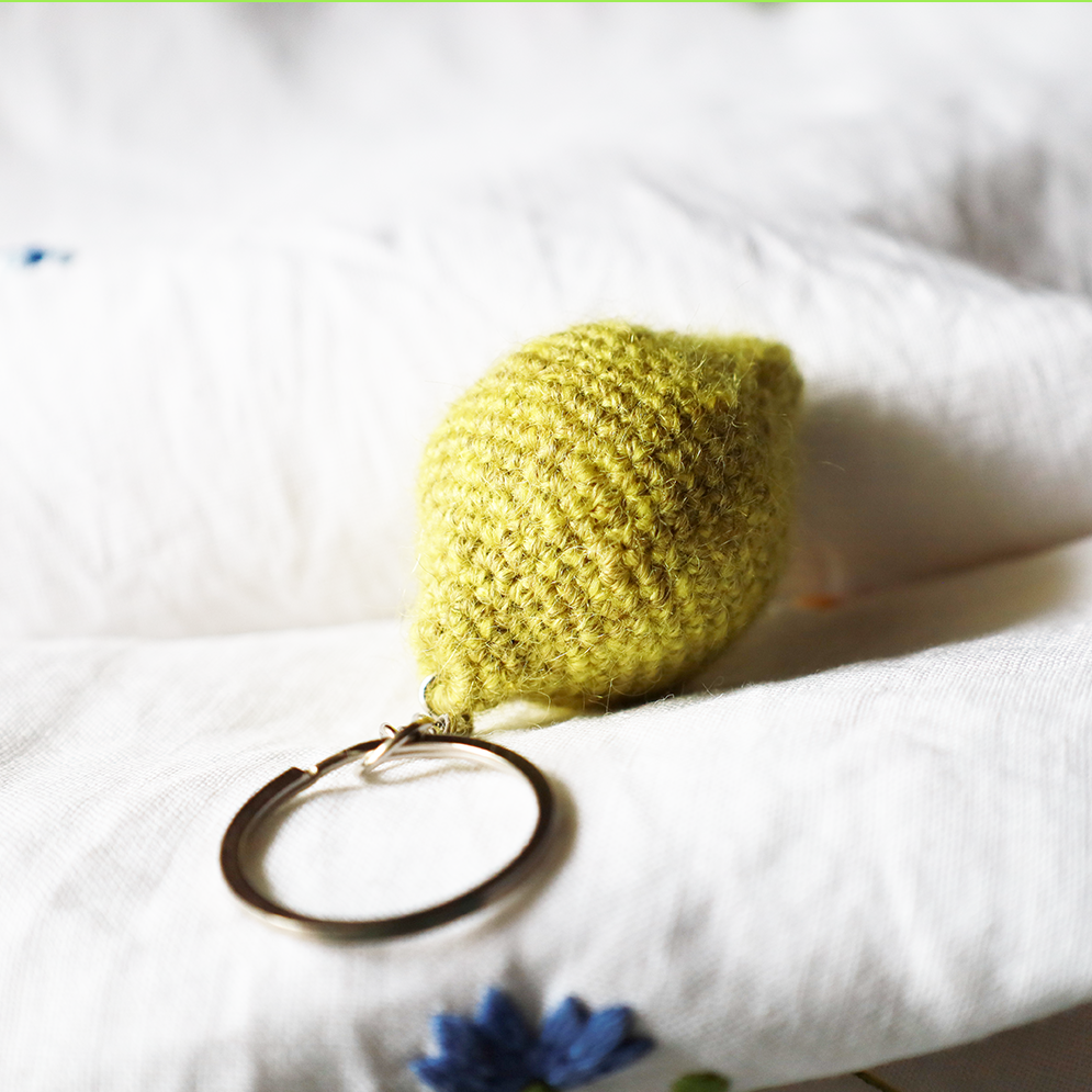 NEW Four Frogs Keyring Crochet Kit