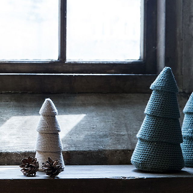 Krea Deluxe Christmas Tree Crochet Kit